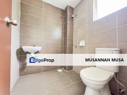 Taman Desiran Bayu Puchong Semi-D Double Storey, Selangor, Puchong