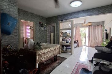 Mawar Apartment (Taman Bunga Raya)