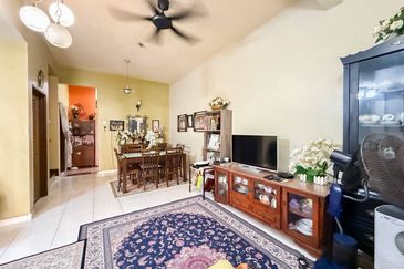 Bandar Tun Hussein Onn