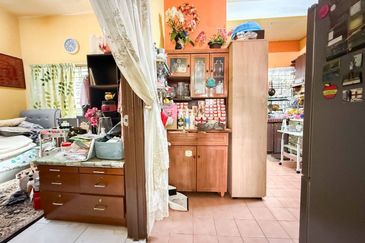 Bandar Tun Hussein Onn