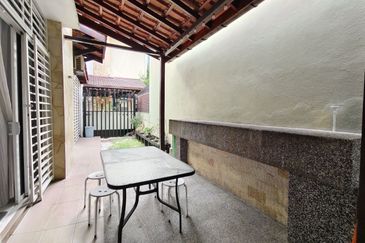 Seksyen 4, Shah Alam