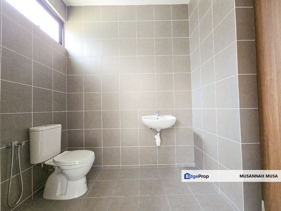 NEW UNIT UNDER WARRANTY | Double Storey Nadira 3, Jalan Ulek Mayang, Bandar Bukit Raja Klang, Selangor, Klang