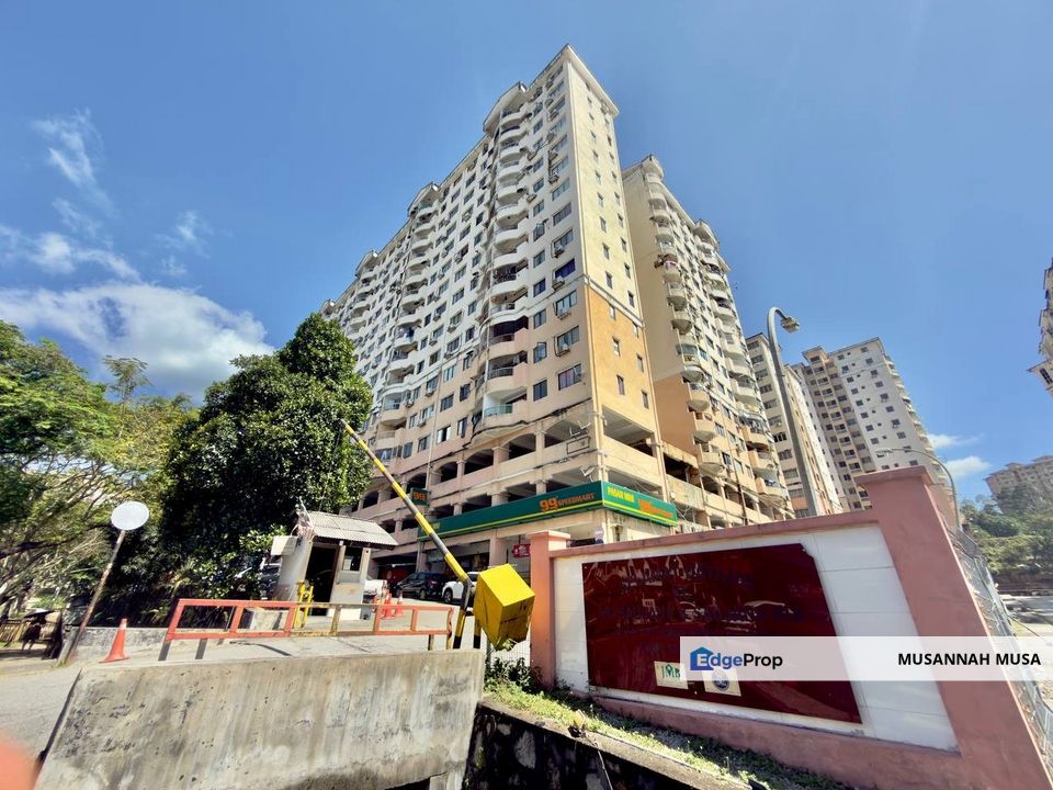 Saujana Ria Apartment, Taman Wangsa Permai, Kepong Kuala Lumpur, Selangor, Kepong