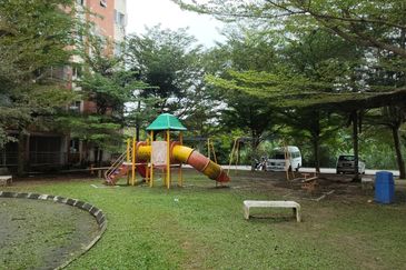 Danau Sutera Apartment