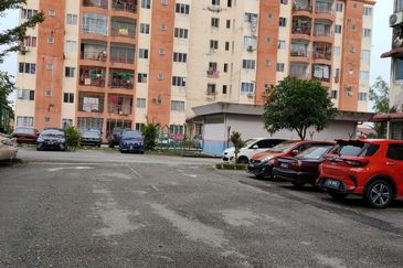 Danau Sutera Apartment