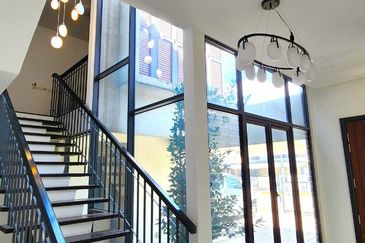 Tiana Elmina Gardens