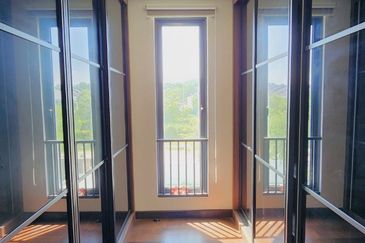 Tiana Elmina Gardens