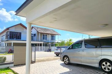 Tiana Elmina Gardens