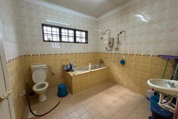 KAMPUNG BARU BANTANG