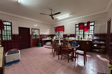 KAMPUNG BARU BANTANG