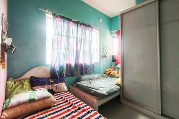 END LOT Double Storey Lorong Cakera Purnama 12/19 Puncak Alam