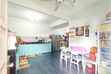 END LOT Double Storey Lorong Cakera Purnama 12/19 Puncak Alam