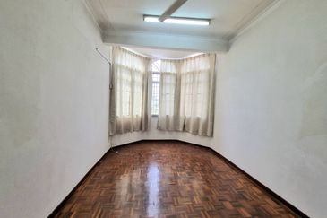 DOUBLE STOREY TERRACE FASA 2 PUNCAK ALAM