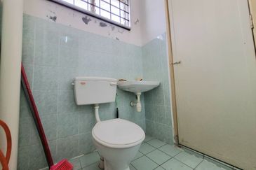 DOUBLE STOREY TERRACE FASA 2 PUNCAK ALAM