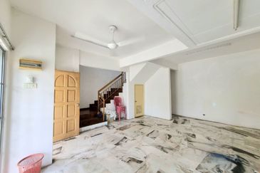 DOUBLE STOREY TERRACE FASA 2 PUNCAK ALAM