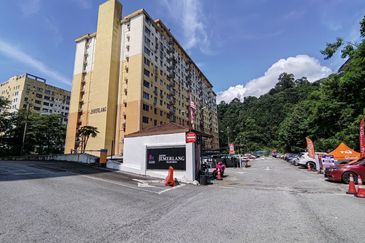 Jemerlang Apartment, Selayang Heights