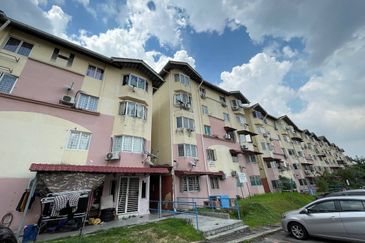 Permai Apartment Damansara Damai Petaling Jaya