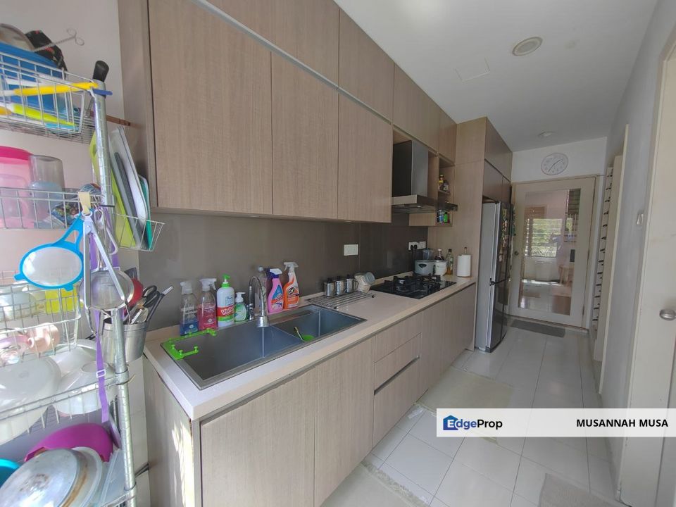 End Lot 1.5 Storey Townhouse Lower Floor Primer Garden Town Villas @ Cahaya SPK, Selangor, Shah Alam