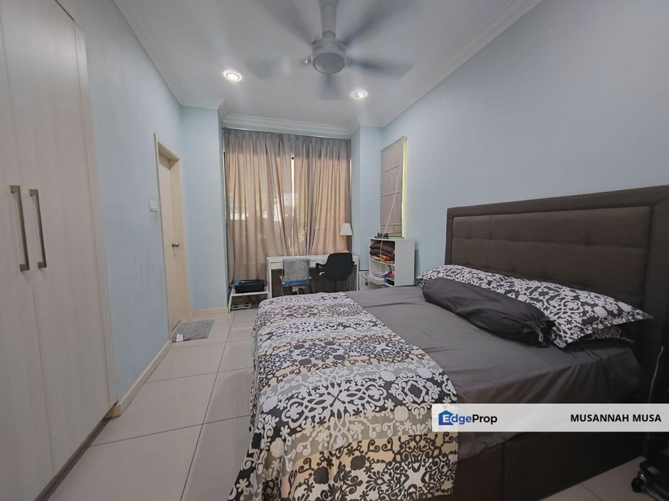 End Lot 1.5 Storey Townhouse Lower Floor Primer Garden Town Villas @ Cahaya SPK, Selangor, Shah Alam