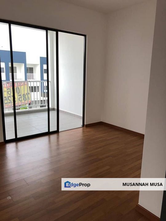 1.5 Storey Upper Floor End Lot AYDEN Townhouse Kota Warisan, Selangor, Sepang