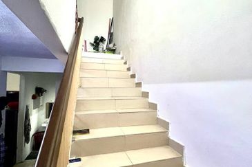 Double Storey Taman Medan Baru Petaling Jaya