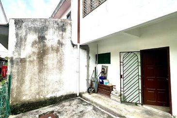 Double Storey Taman Medan Baru Petaling Jaya