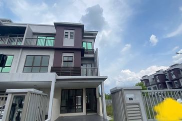 The Strata @ Bandar Puteri Bangi