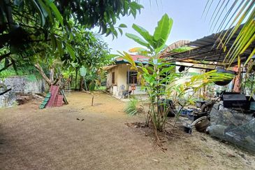 IDAMAN VILLA @ BANDAR SRI SENDAYAN