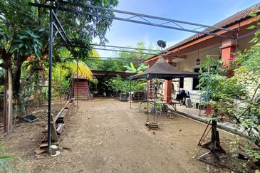 IDAMAN VILLA @ BANDAR SRI SENDAYAN