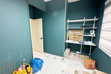 Lily Apartment, Taman Saujana Utama