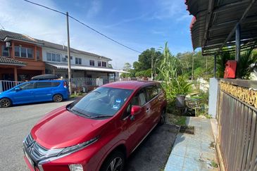 Bandar Country Homes