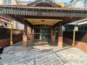 RENOVATED & EXTENDED DOUBLE STOREY TERRACE FASA 2 PUNCAK ALAM FACING ...