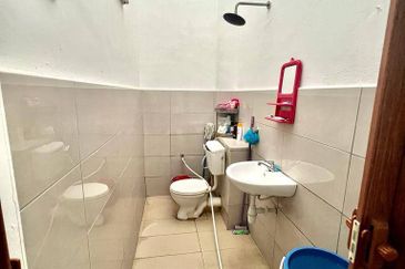 Double Storey Taman Medan Baru Petaling Jaya