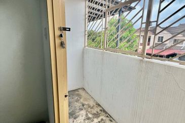 Double Storey Taman Medan Baru Petaling Jaya