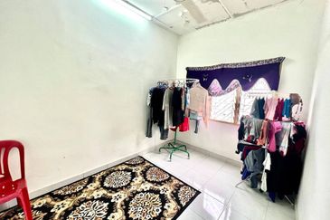 Double Storey Taman Medan Baru Petaling Jaya