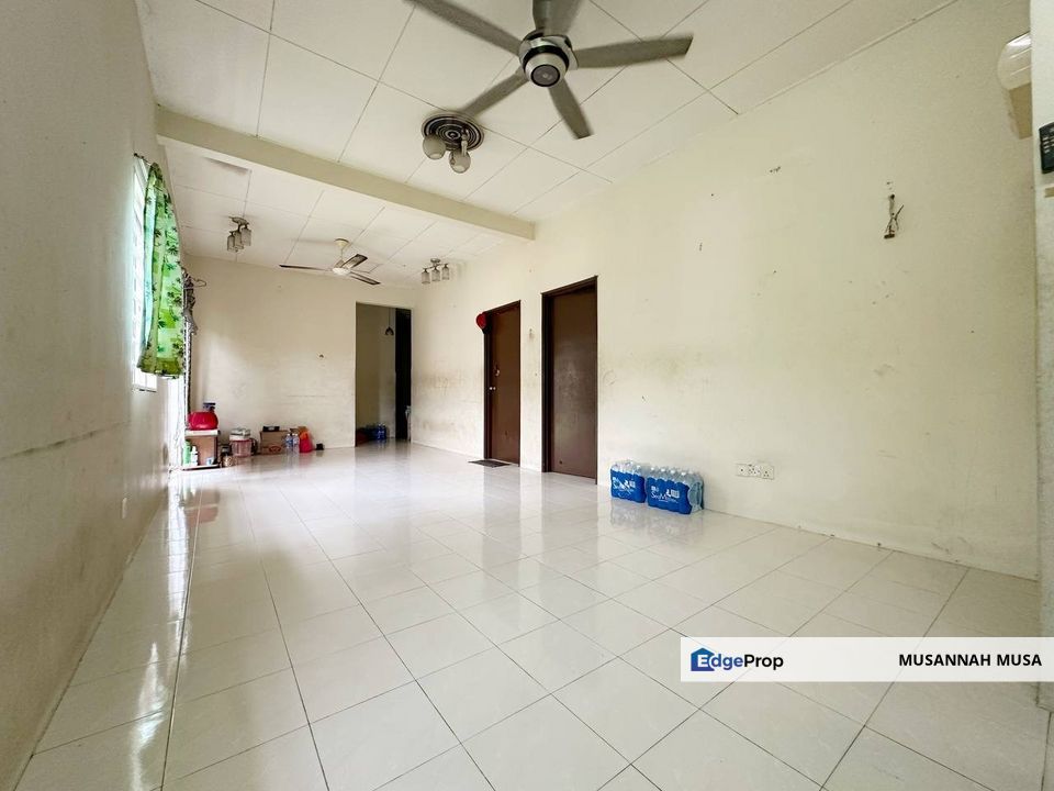 Semi D Single Storey Taman Pinggiran Pelangi Rawang , Selangor, Rawang