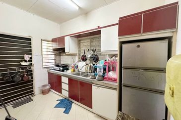 Taman Pinggiran Pelangi