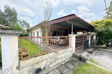 Taman Pinggiran Pelangi