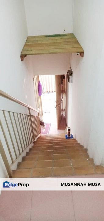 CORNER UNIT D' Puncak Suasana Apartment,  Bandar Tun Hussein Onn, Cheras, Selangor, Cheras