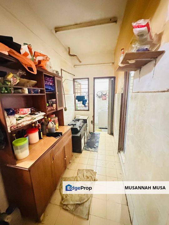 Apartment Taman Sinaran, Balakong, Selangor, Balakong