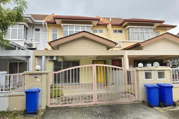 DOUBLE STOREY TERRACE, ELITE INDAH, KEMUNING UTAMA