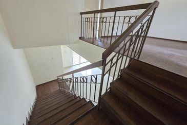 DOUBLE STOREY TERRACE, ELITE INDAH, KEMUNING UTAMA