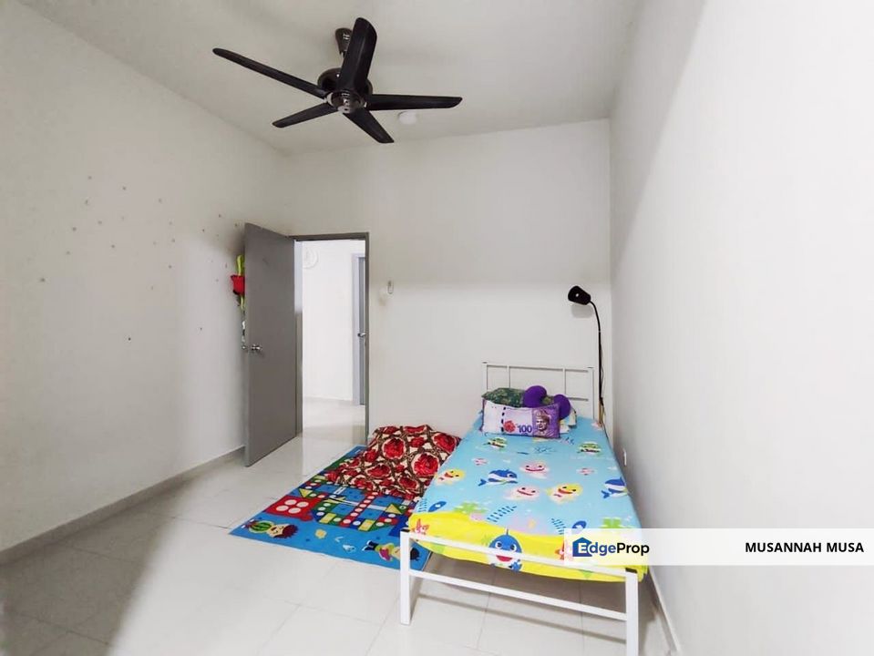 Double Storey Intermediate Jalan Keranji 3, Taman Salak Perdana,  Bandar  Baru Salak Tinggi, Selangor, Sepang