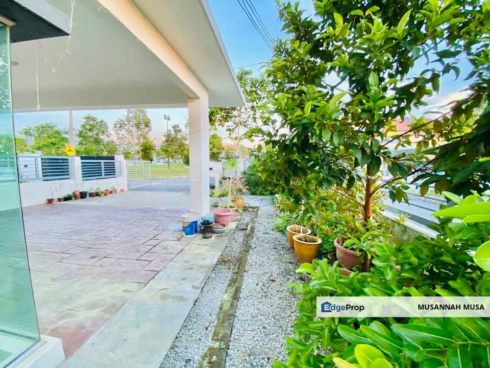 END LOT 2 Storey Terrace House Hillpark 3 (Eugenia), Kajang, Selangor, Kajang