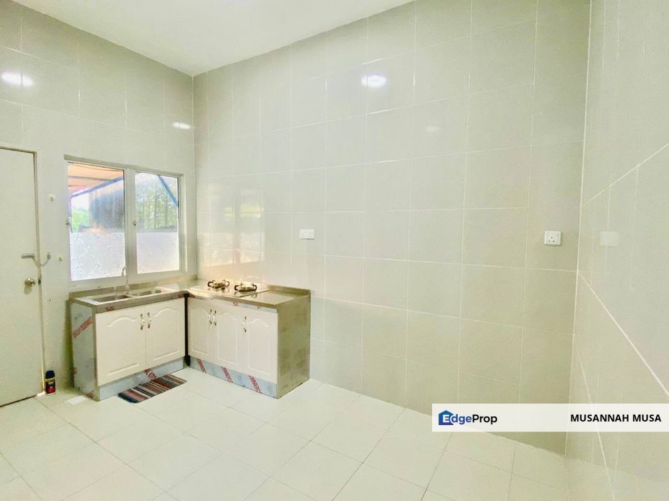 END LOT 2 Storey Terrace House Hillpark 3 (Eugenia), Kajang, Selangor, Kajang