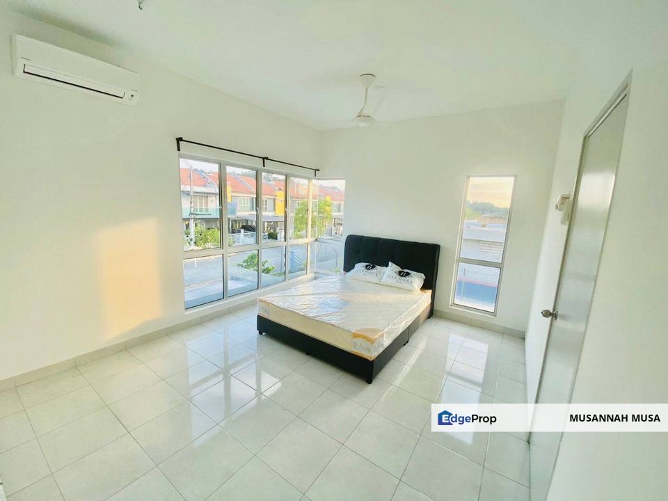 END LOT 2 Storey Terrace House Hillpark 3 (Eugenia), Kajang, Selangor, Kajang