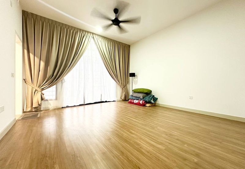 Elmina Green Three @ City of Elmina