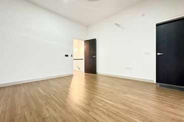 Elmina Green Three @ City of Elmina