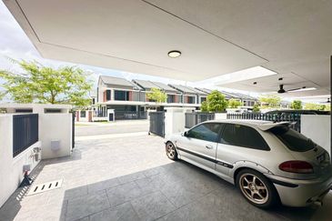 Elmina Green Three @ City of Elmina