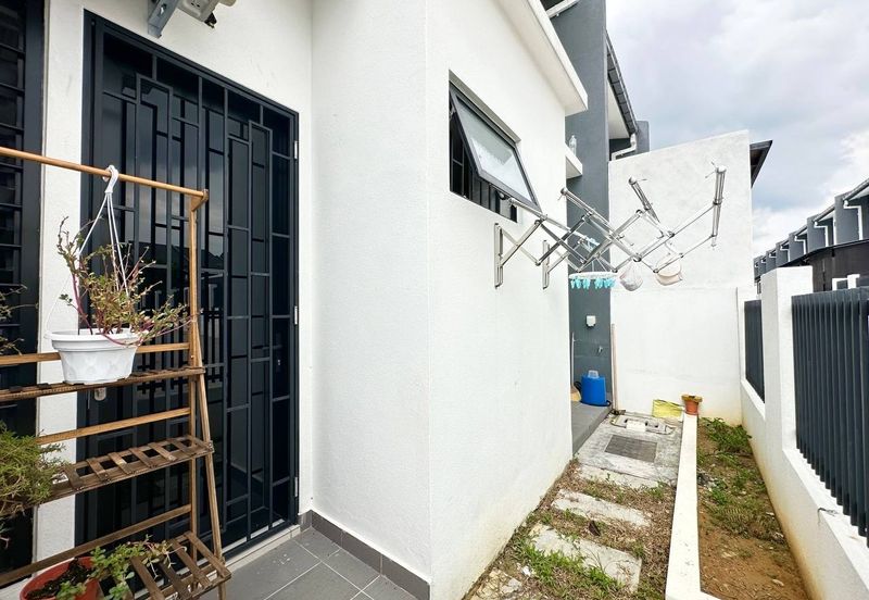 Elmina Green Three @ City of Elmina